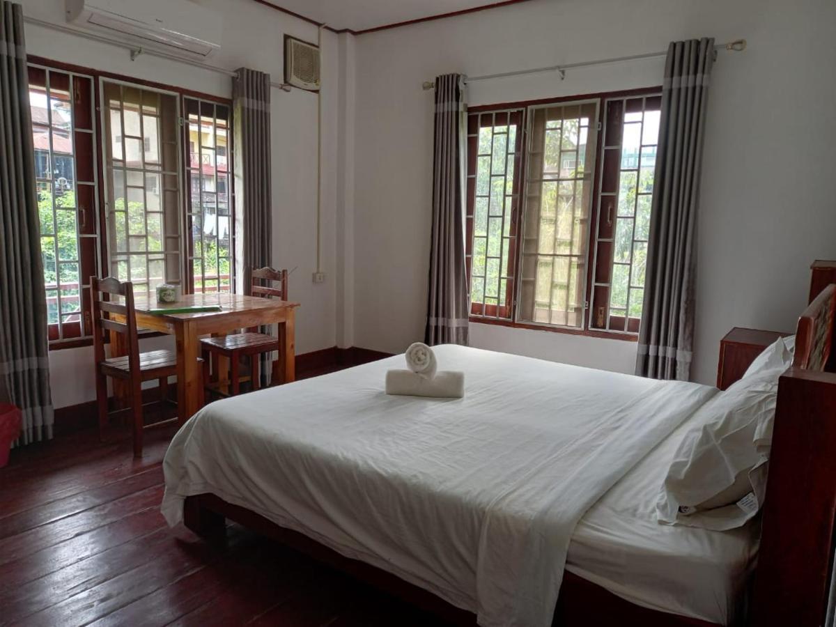 Riverside Garden Hostel Vang Vieng Extérieur photo