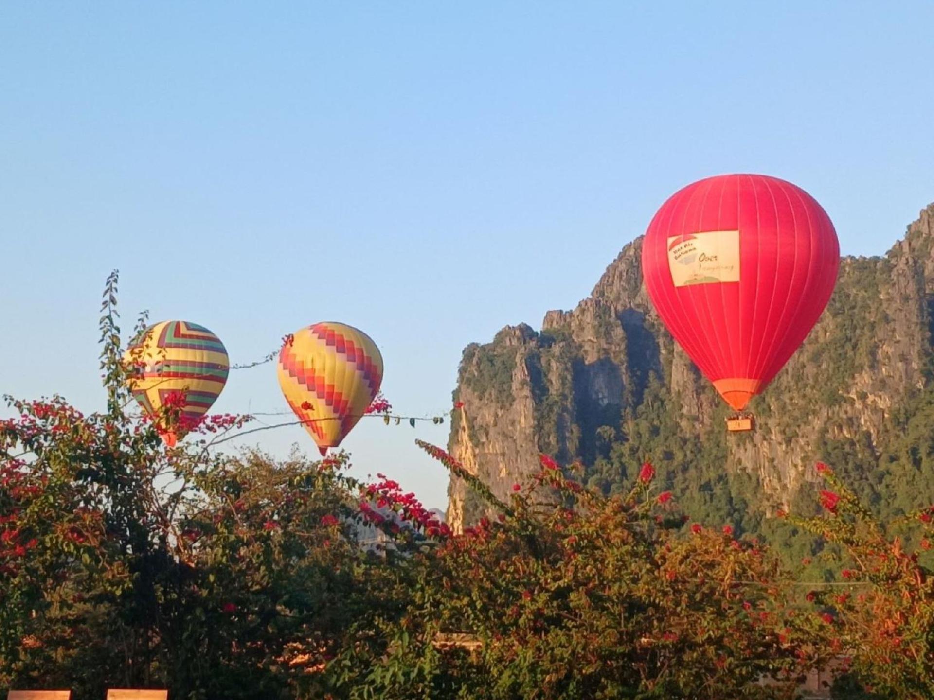 Riverside Garden Hostel Vang Vieng Extérieur photo